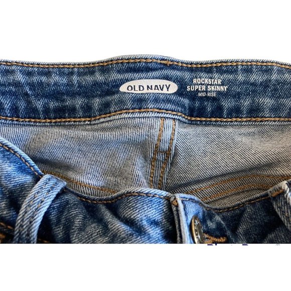 Old Navy Rockstar Super Skinny Blue Jeans Women's Size 6 Mid Rise Distressed - Picture 3 of 5